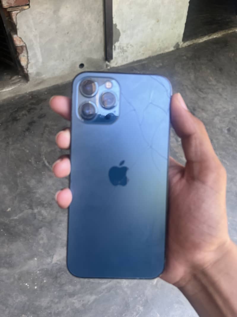 12 pro max 4