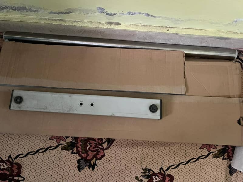 red sell cutting plotter 2