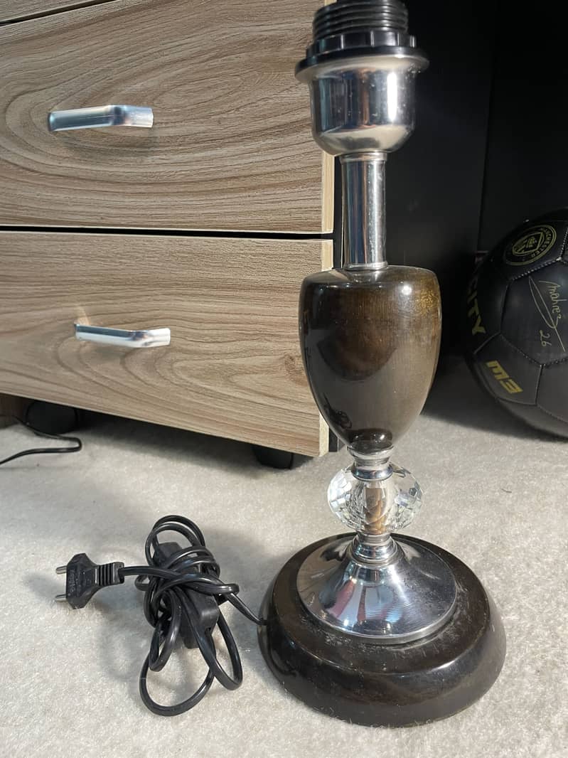 Single table lamp 1