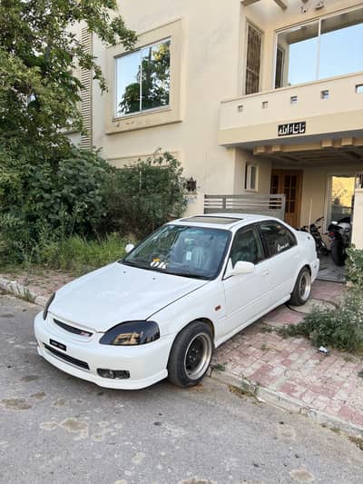 Honda Civic VTI Oriel 2001 With Sunroof