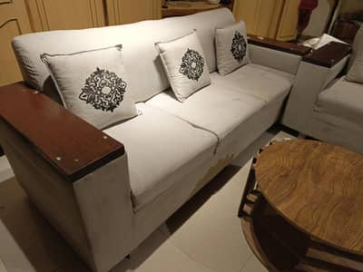 slightly used sofa set 3 2 1 seater