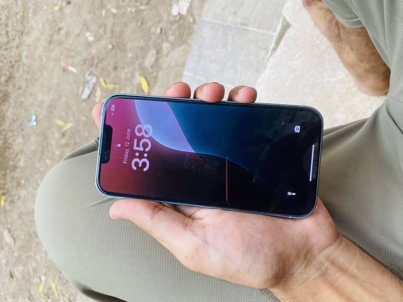Apple iPhone 14 5