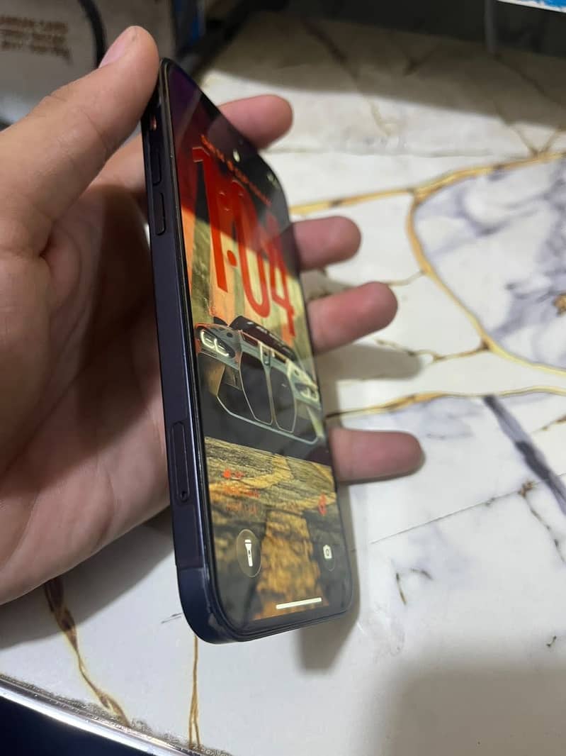 Apple iPhone 12 2