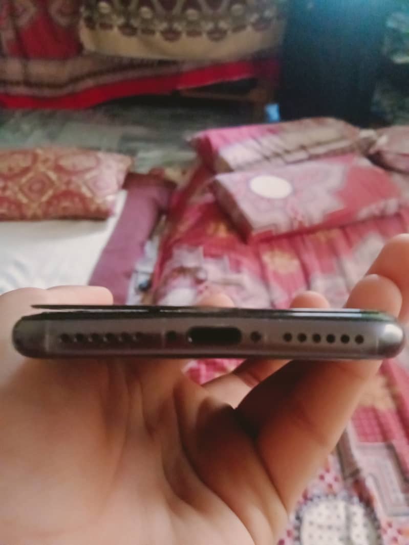 Apple iPhone 8 2