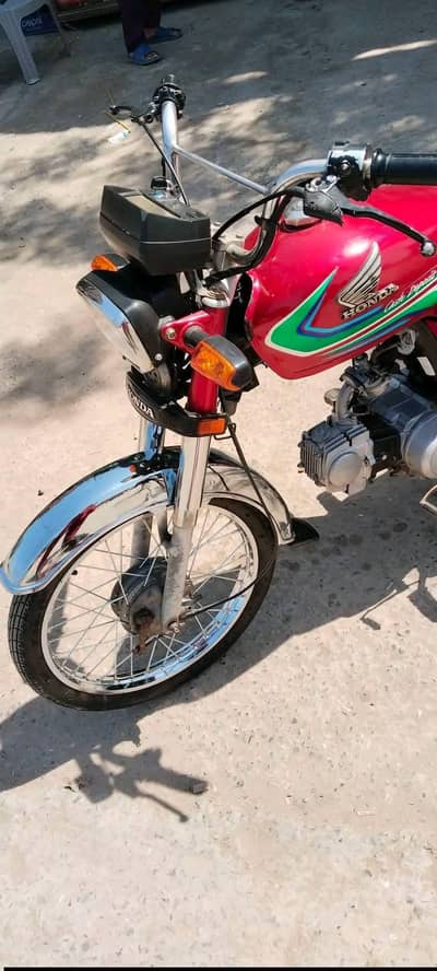 Honda CD70 _ WhatsApp 03134947622