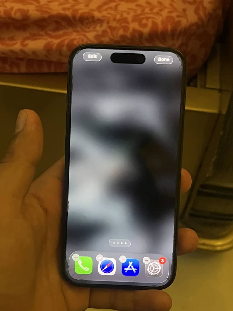 Apple iPhone 15 Pro 1