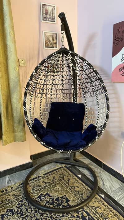Hanging egg shaped chair