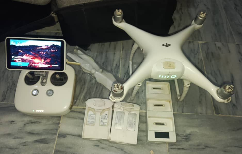 DJI phantom 4 pro plus 0