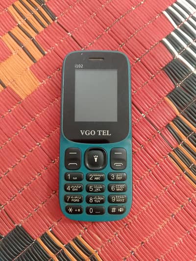 VGO TEL i102
