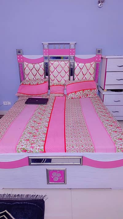 Furniture set