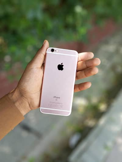 Apple iPhone 6S