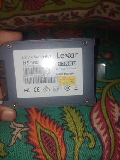 lexar 128 GB SSD