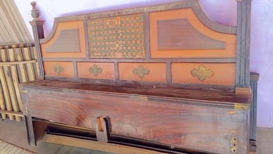 Double Bed and almari