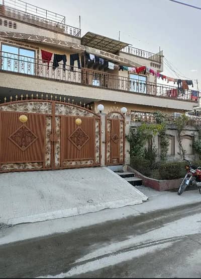 1.5 Kanal House Available For Sale In New Lalazar