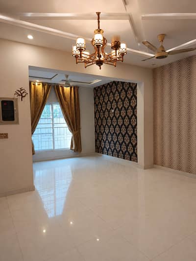 Beautiful House Ground Floor Available on Rent for Small Family