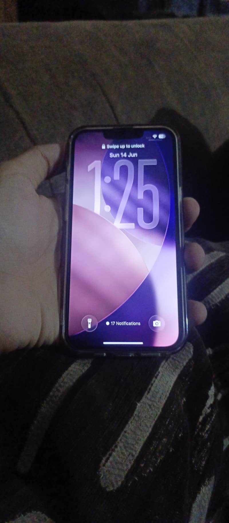 Apple iPhone 13 5
