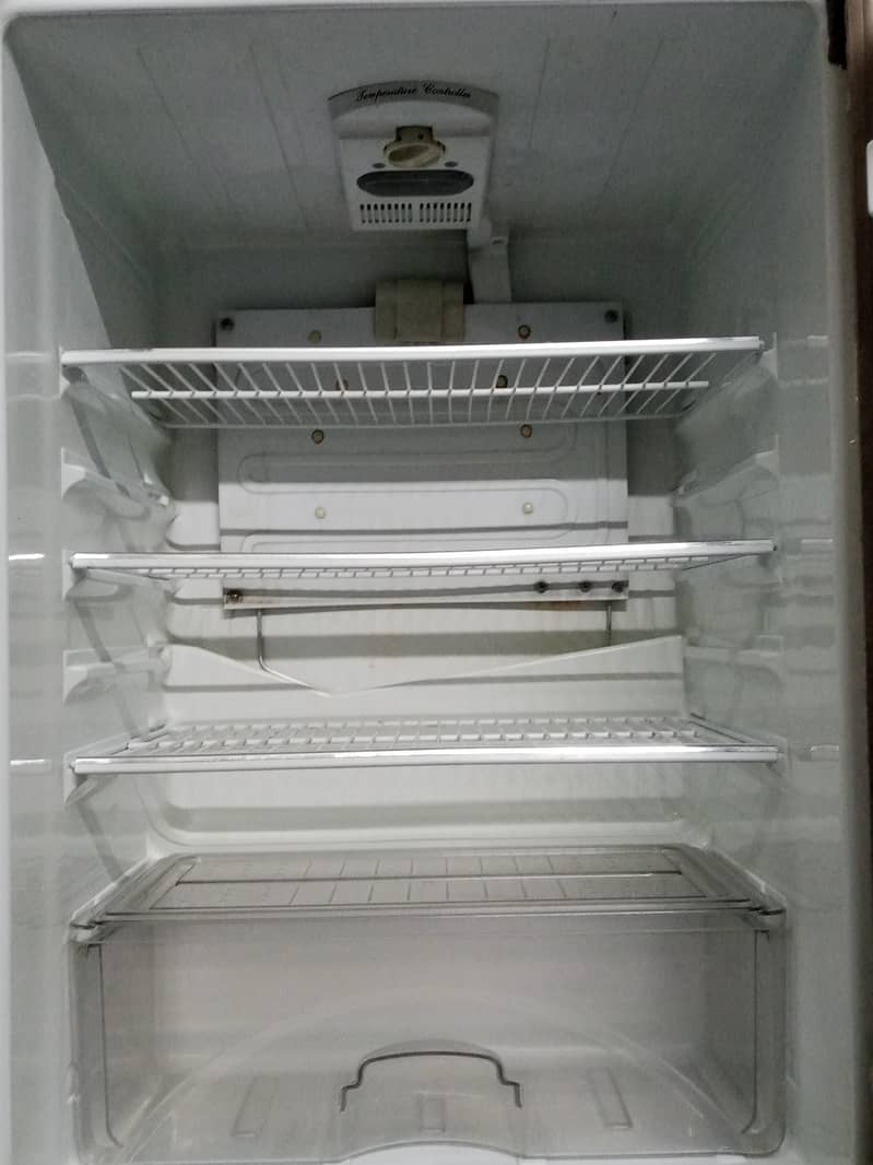 Dawlance customers first priority 6