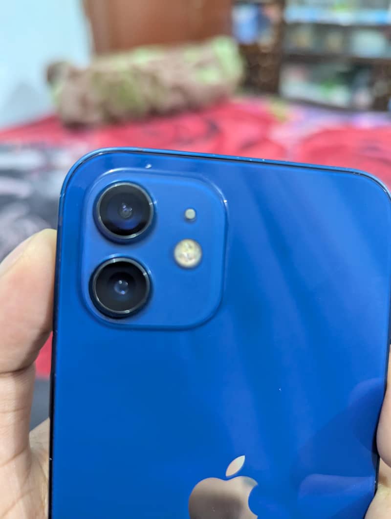 Apple iPhone 12 5