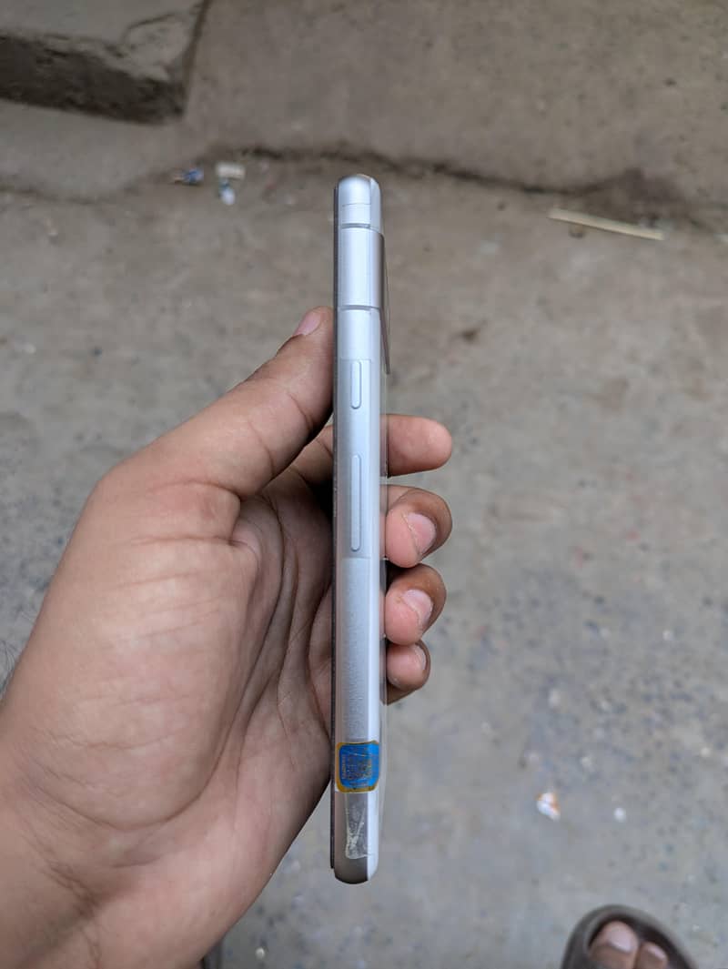 Google Pixel 7a 1