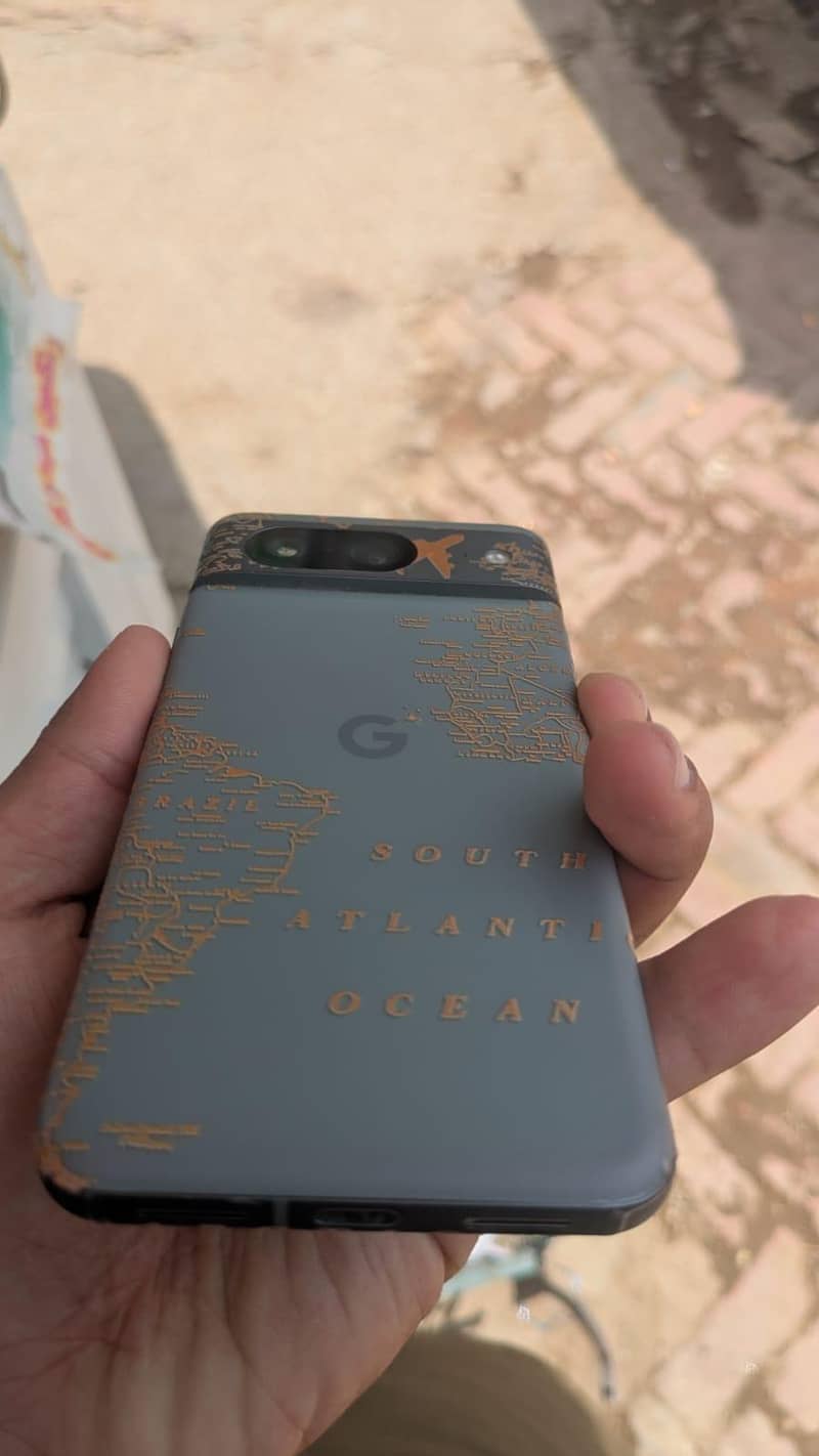 Google Pixel 8 1