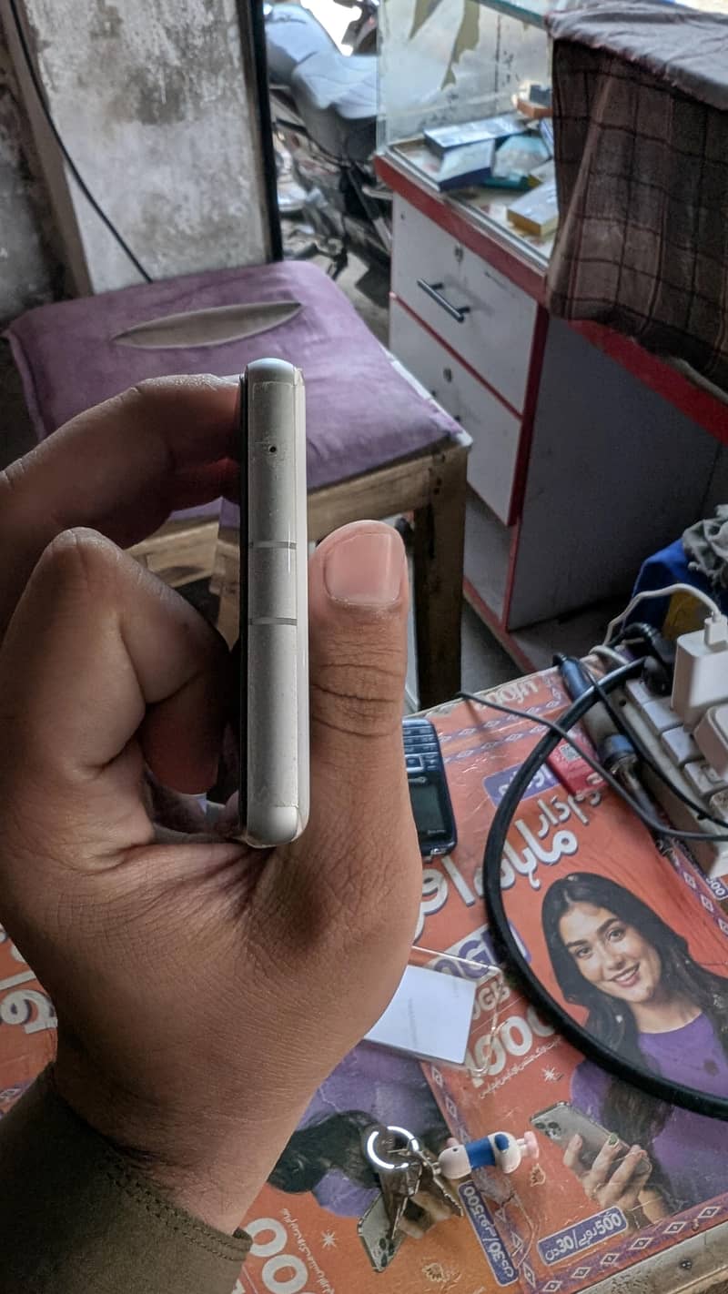 Google Pixel 8 8