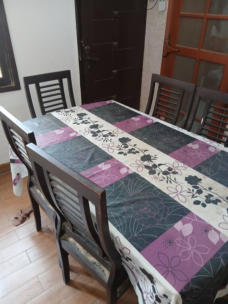 Dining table with chairs 2