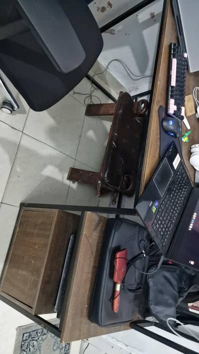 computer table