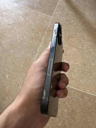 Apple iPhone 14