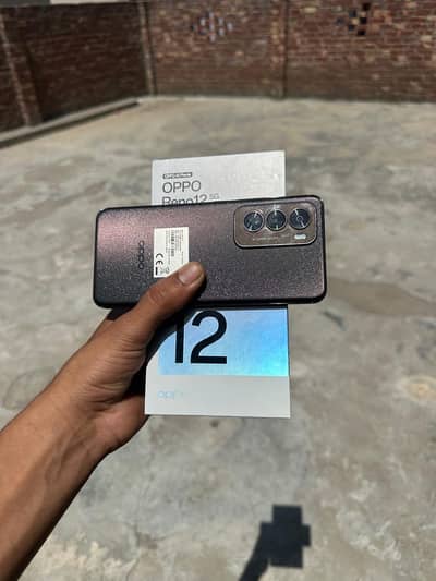 OPPO Reno12 5G. . 12+12ram 512gb