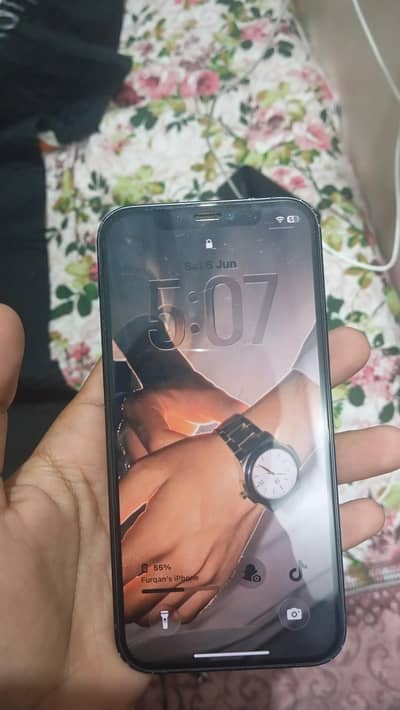 Apple iPhone 12