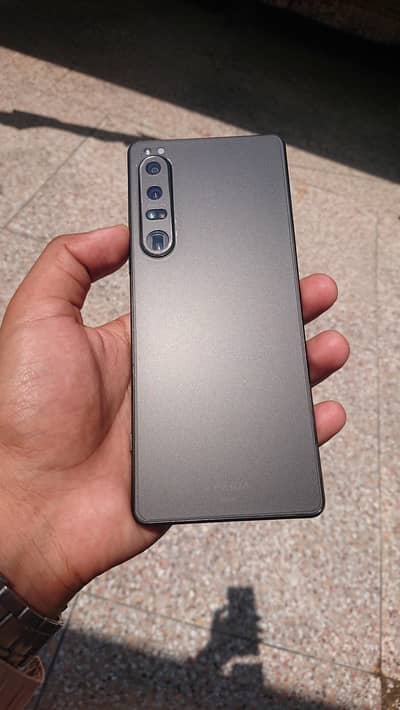 Sony Xperia 1 mark 4 (12/256) non-pta pubg-120fps