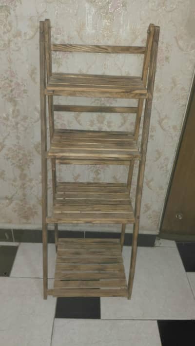 Wooden shelf rack