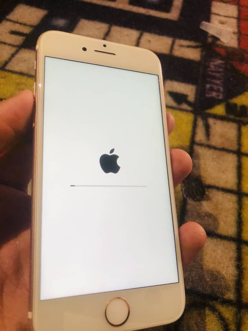 Apple iPhone 7 4
