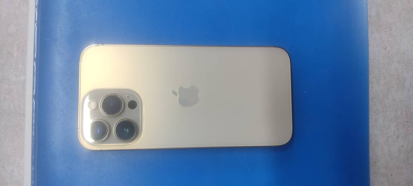 iPhone 13 pro 0