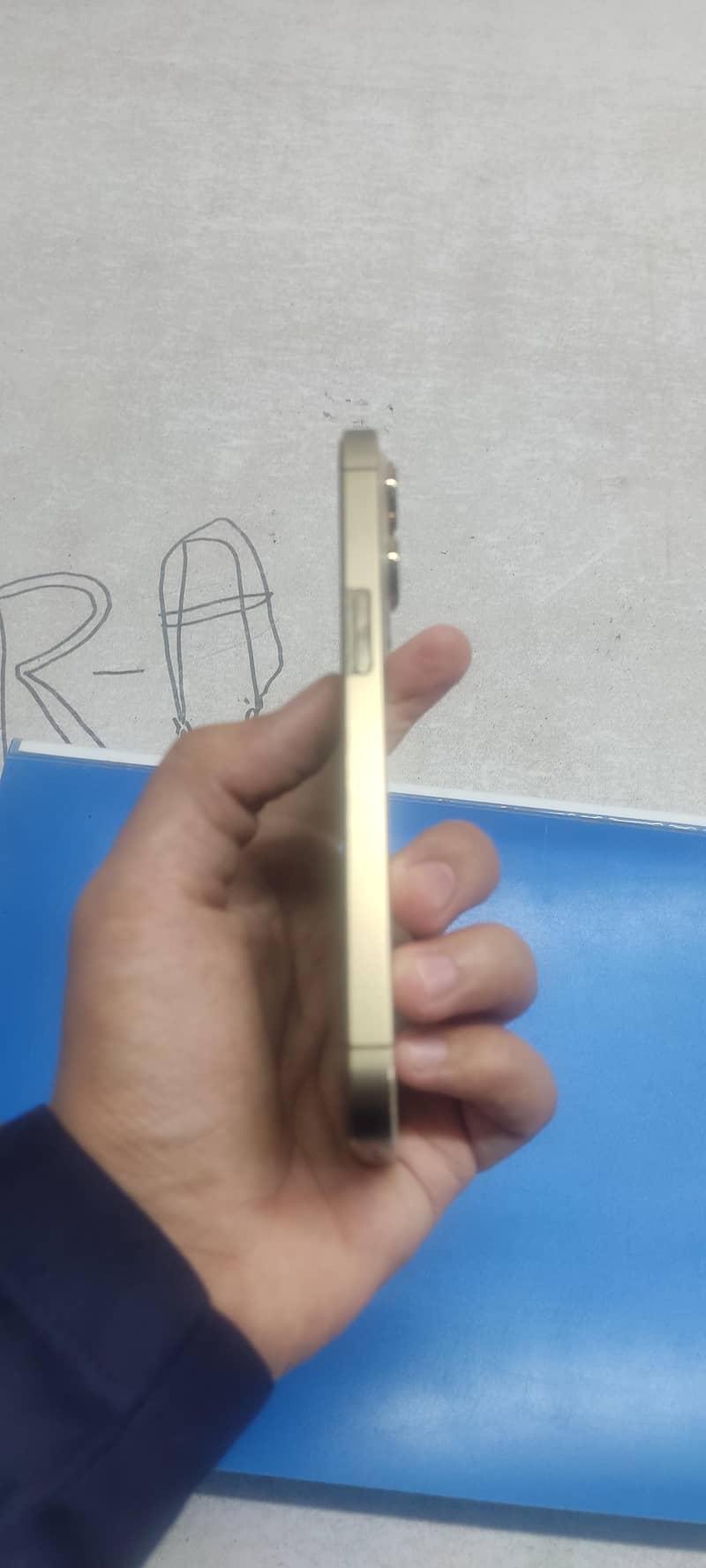 iPhone 13 pro 2
