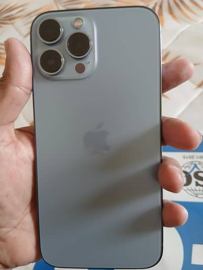 I phone 13 pro max like brand new and lush condition