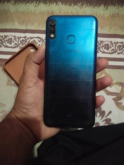 Infinix Hot 8 Lite