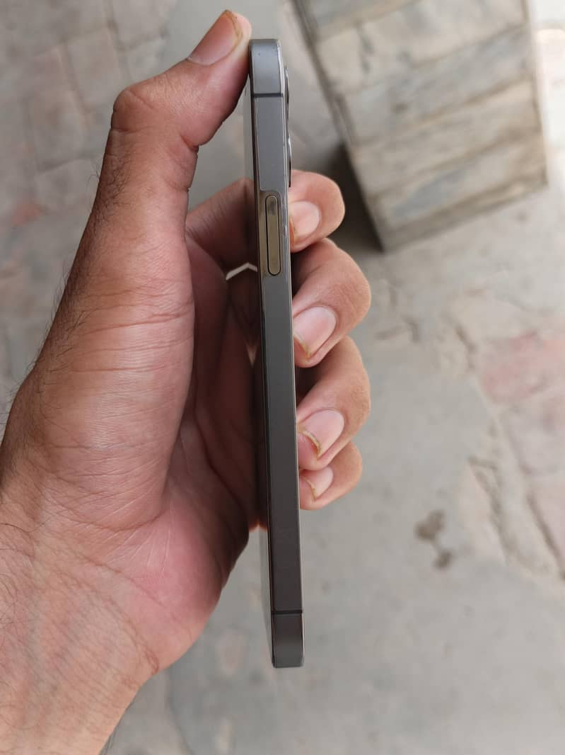 IPhone 12 Pro 3