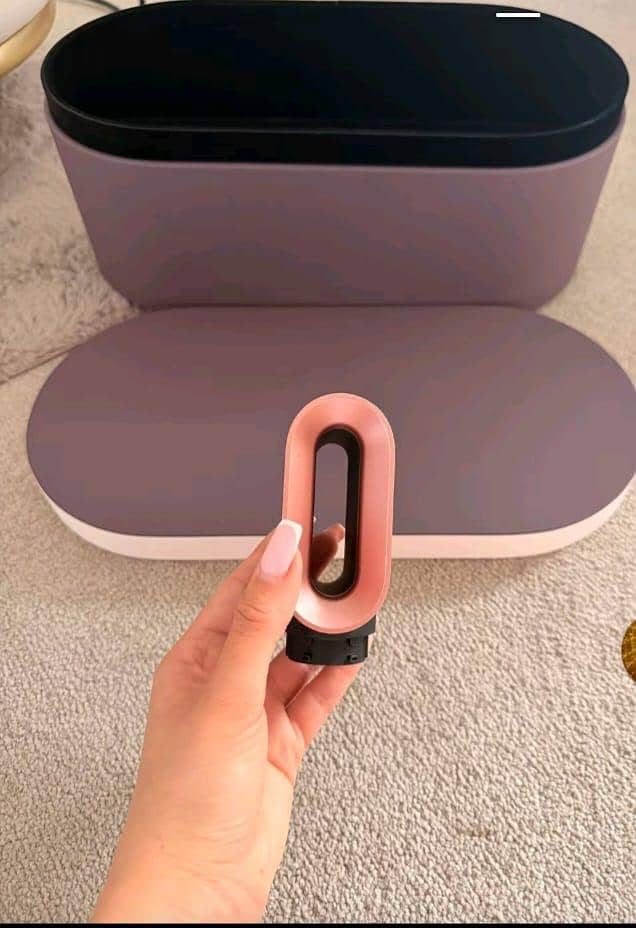 dyson hs09 2