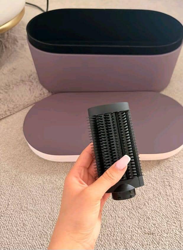 dyson hs09 4