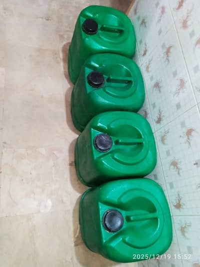water gallon fiber plastic material 8pcs Green wala 2 ha 2 sold