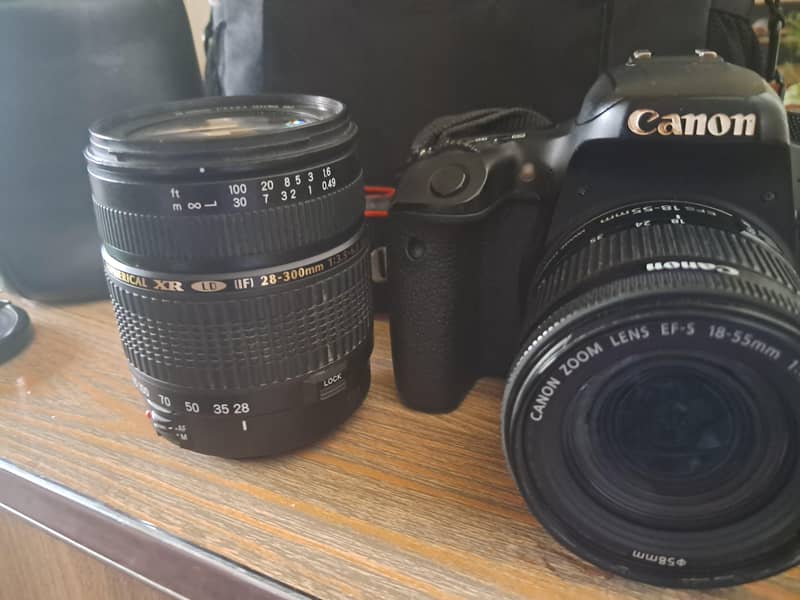 Canon , model EOS 77D, with full accessories 1