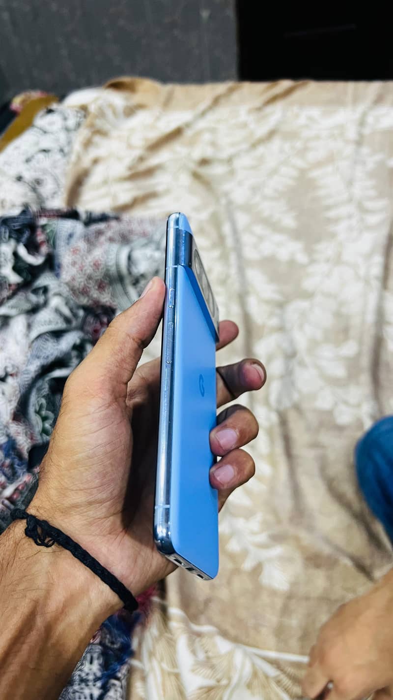 Google Pixel 8 Pro 6
