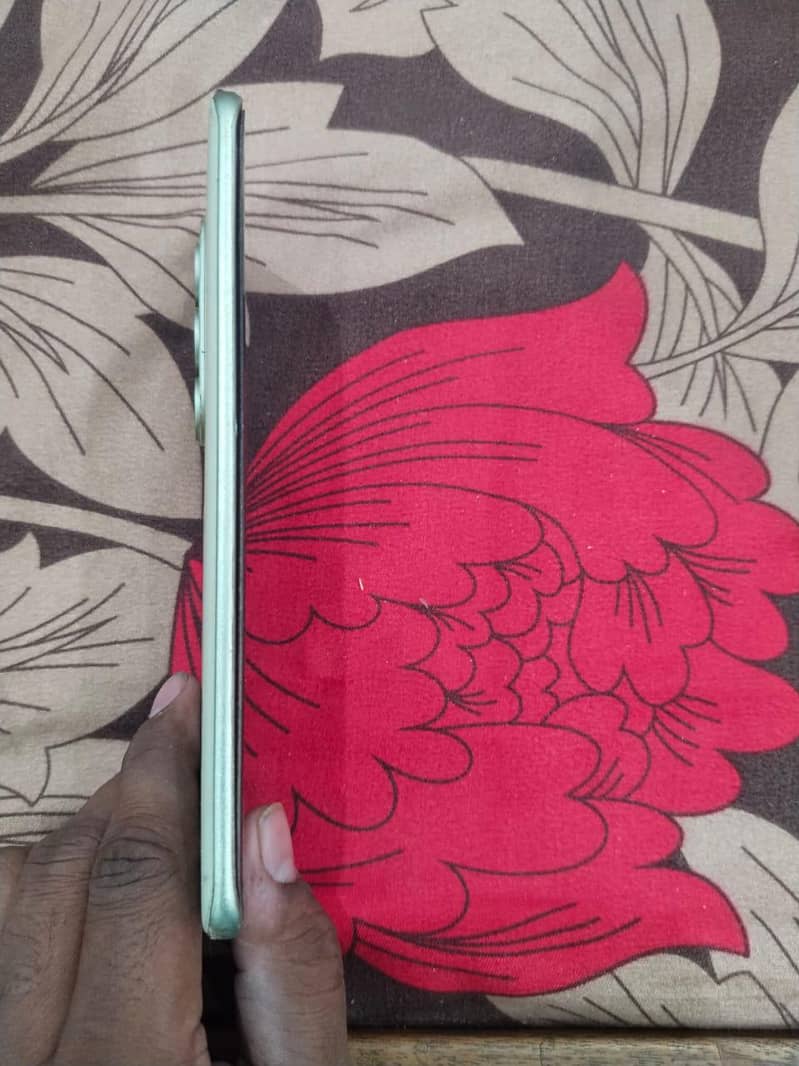 Tecno 40 pro plus 2
