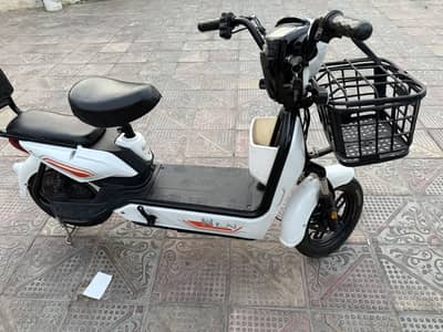 H. LN Electric Scooter For Sale