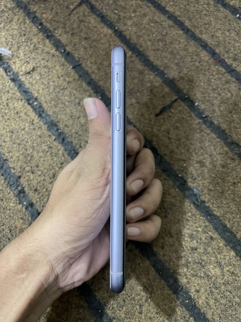 Apple iPhone 11 1