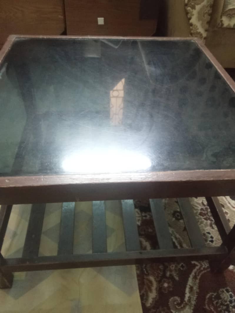 table without damage 2