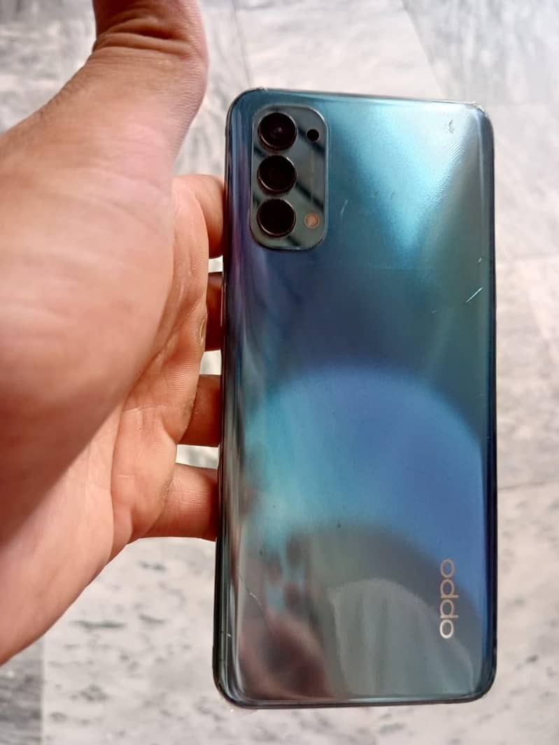 OPPO Reno4 3