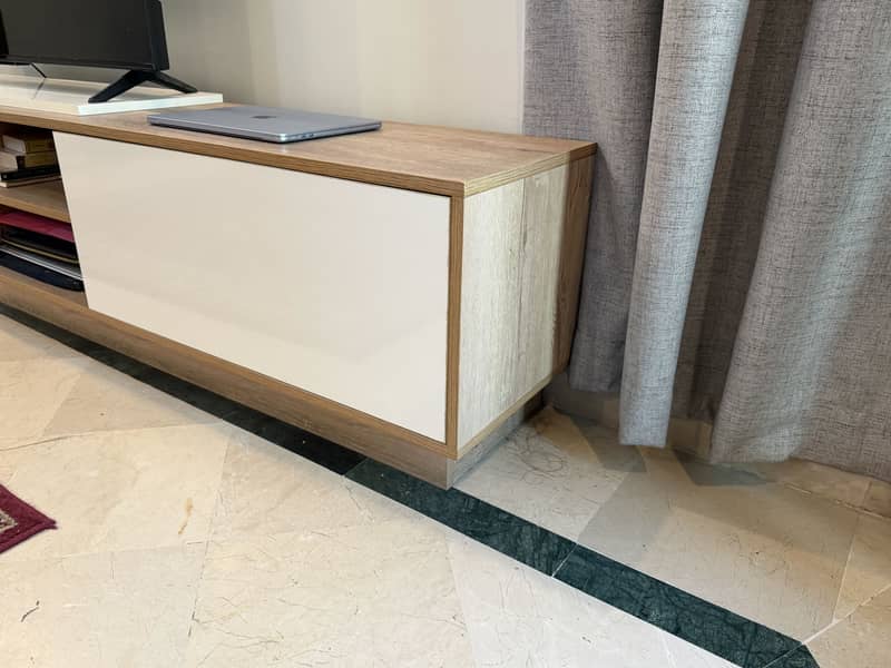 TV Console 3