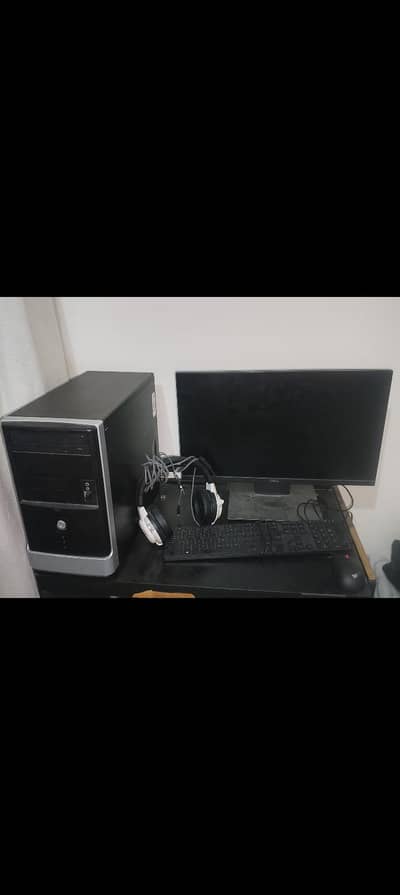 BEST GAMING PC FOR MID RANGE GAMING with Monitor And Key Board  Mouse